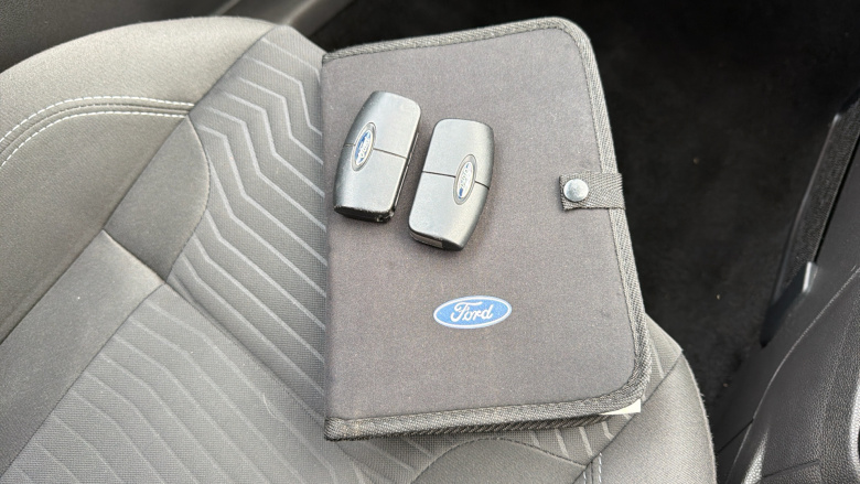 Ford Fiesta 1.25 82 Zetec 3dr Petrol Hatchback